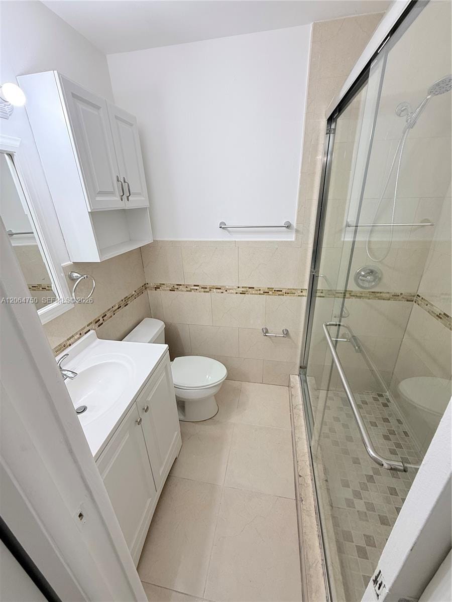 2854 W 75th Terrace — photo 8