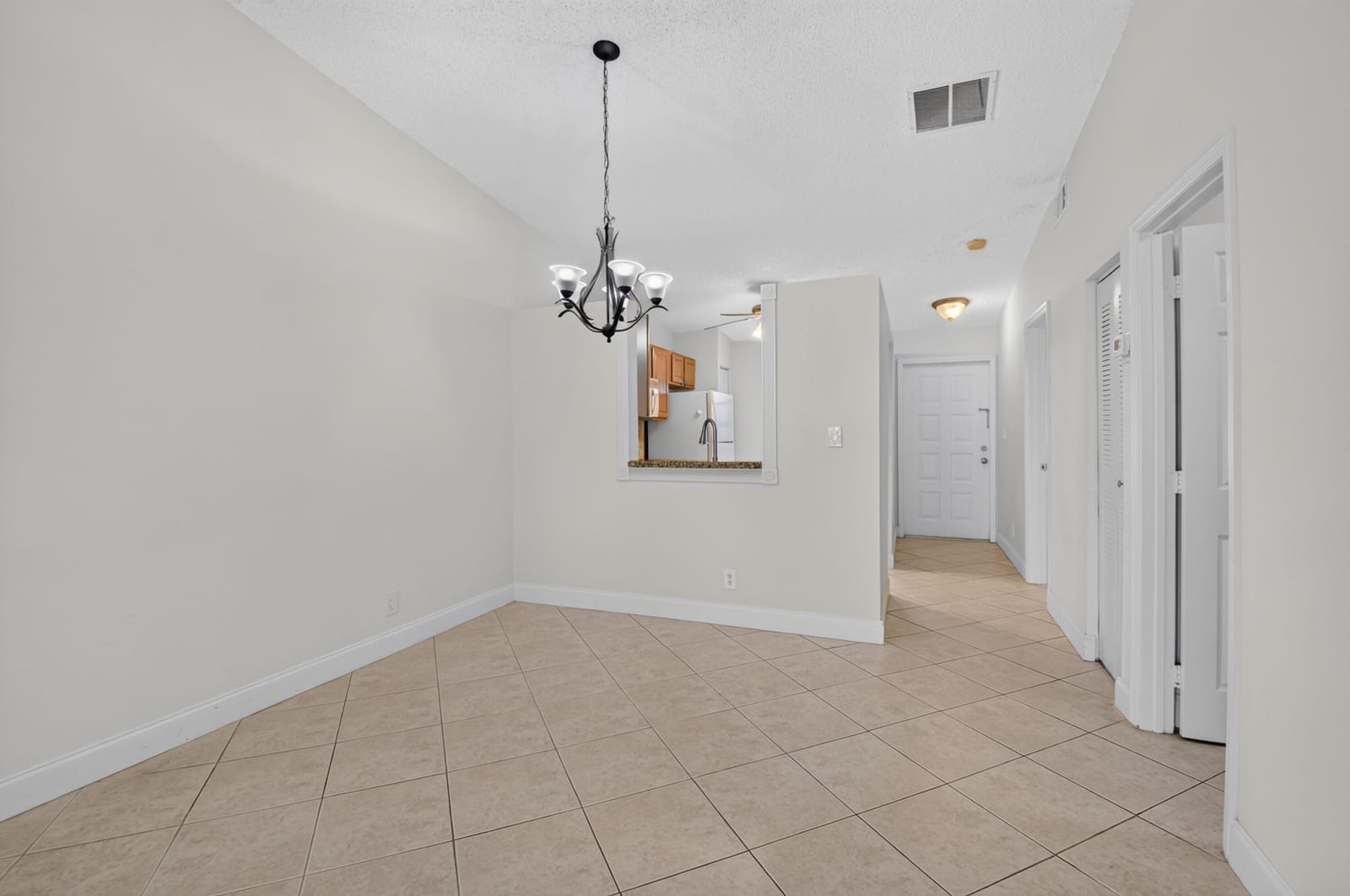 18773 ARGOSY Drive — photo 4