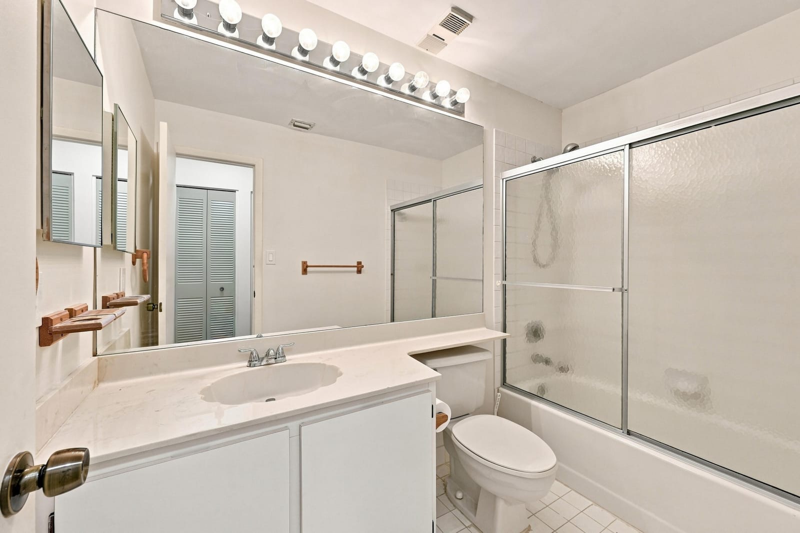 9825 NW 1ST Court, Plantation, FL 33324 photo 19