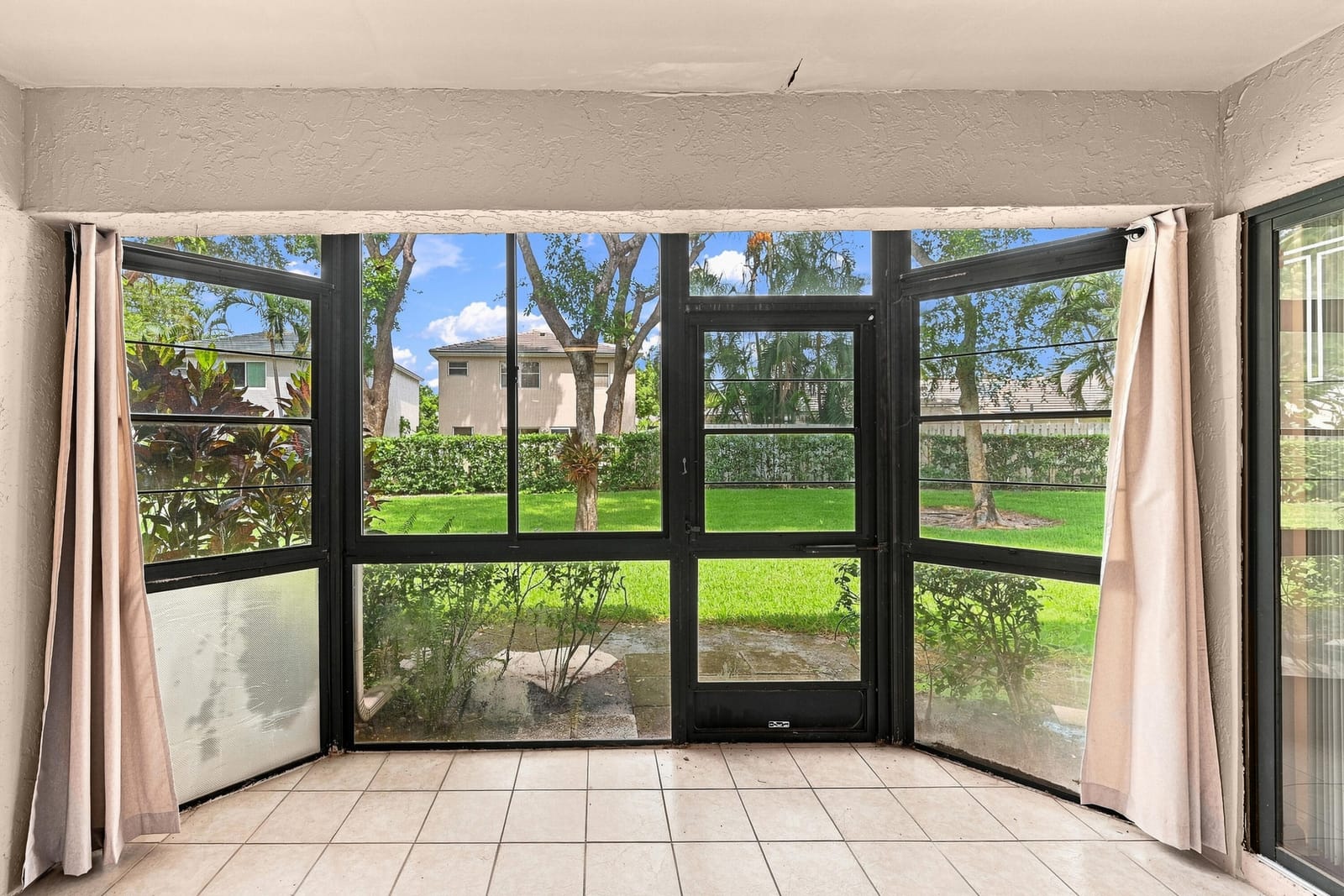 9825 NW 1ST Court, Plantation, FL 33324 photo 20