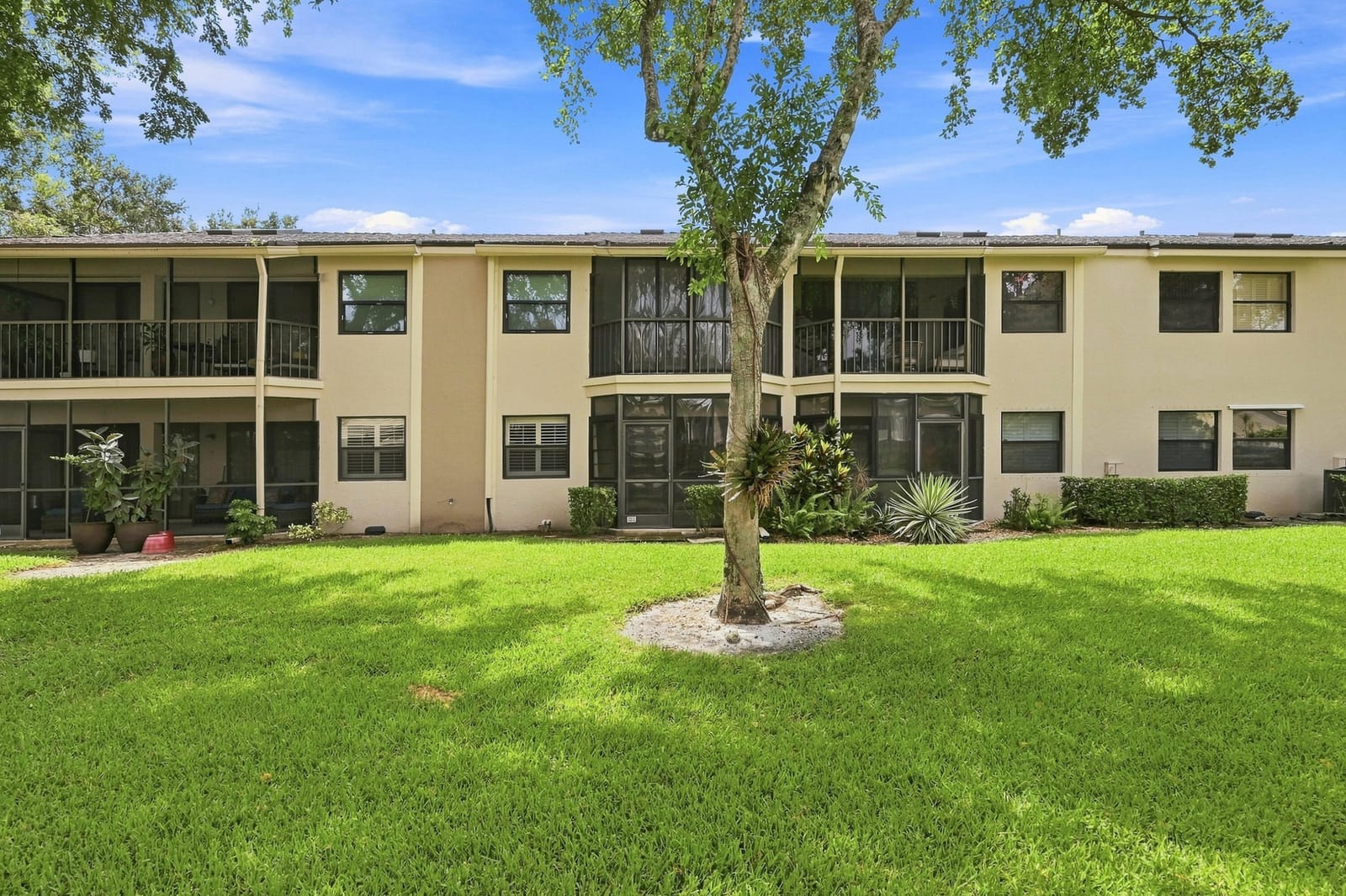 9825 NW 1ST Court, Plantation, FL 33324 photo 24
