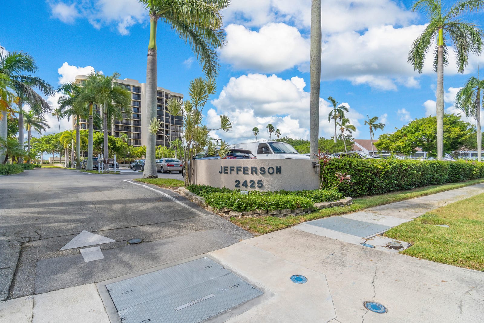 2425 PRESIDENTIAL Way 304, West Palm Beach, FL 33401 photo 16