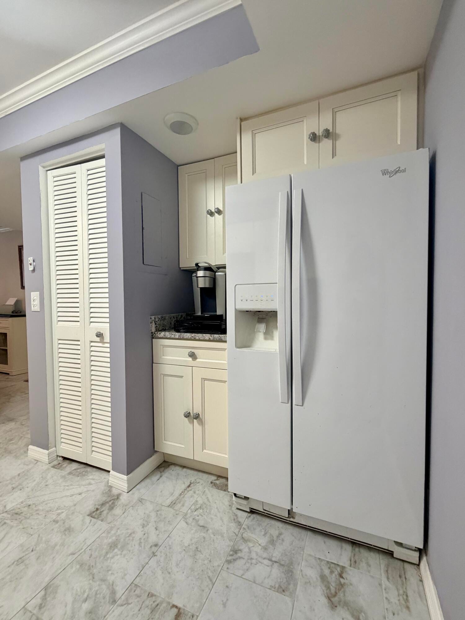 2425 PRESIDENTIAL Way 304, West Palm Beach, FL 33401 photo 3