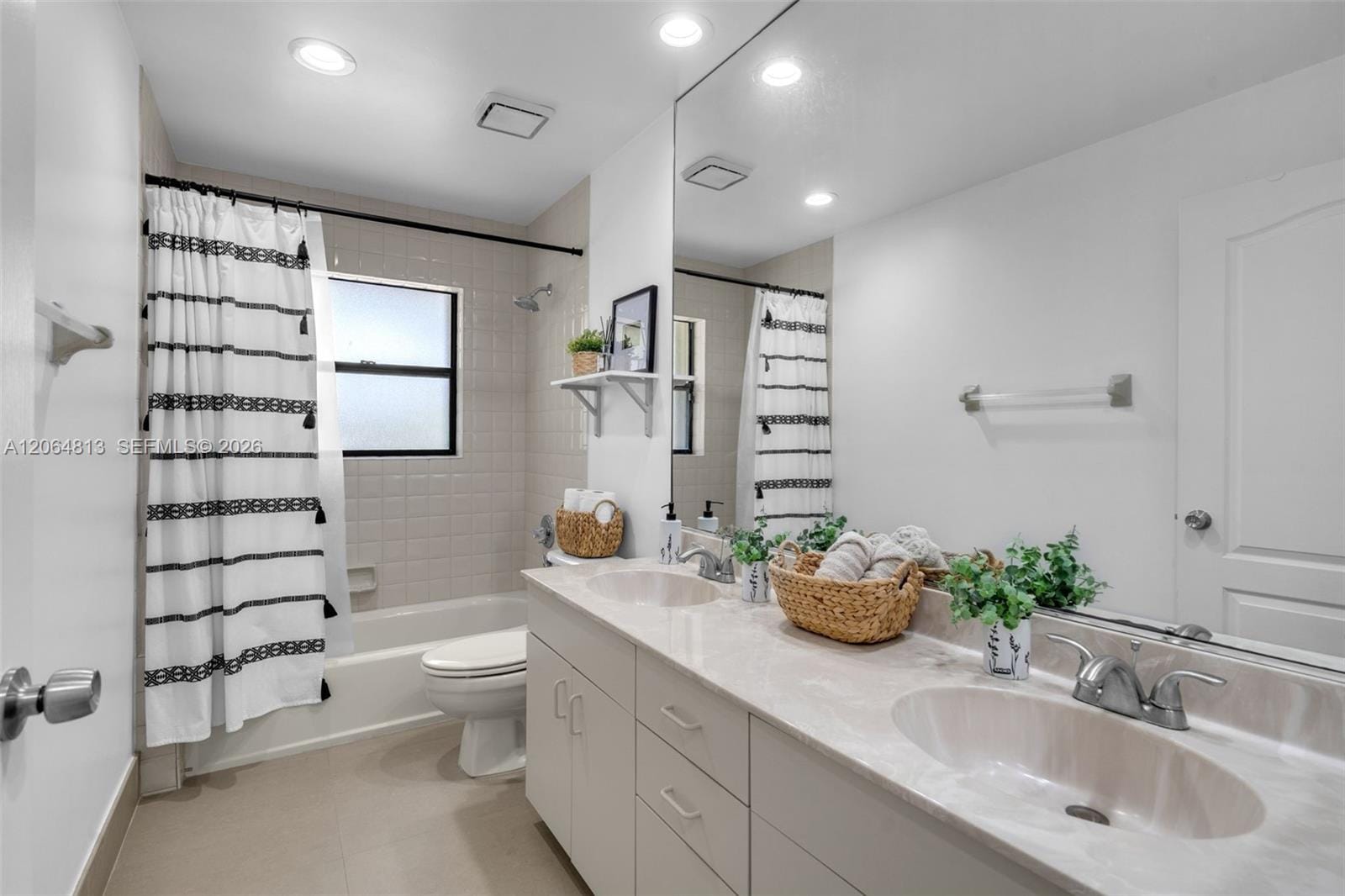 1051 Deerpath Court, Weston, FL 33326 photo 15