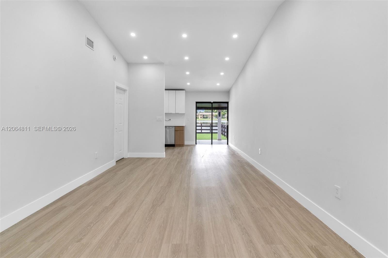 2523 W 65th Street — photo 6