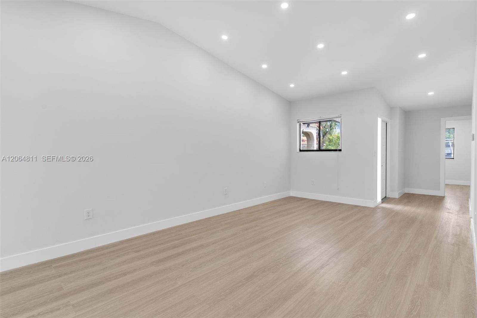 2523 W 65th Street — photo 9