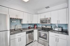 2516 NE 12TH Street 1-2, Fort Lauderdale, FL 33304 photo 29