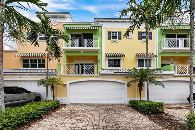 708 SE 15TH Street 3, Everglades Land Sales Co First, Fort Lauderdale, FL