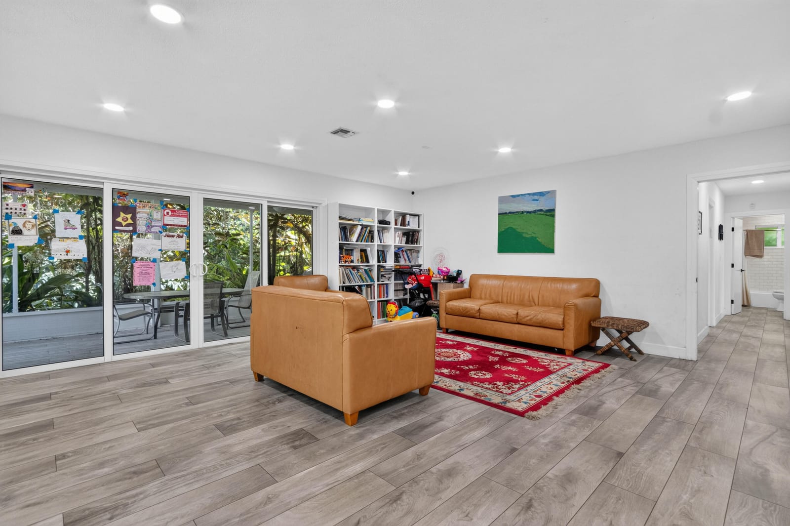 9404 NW 37TH Court — photo 8