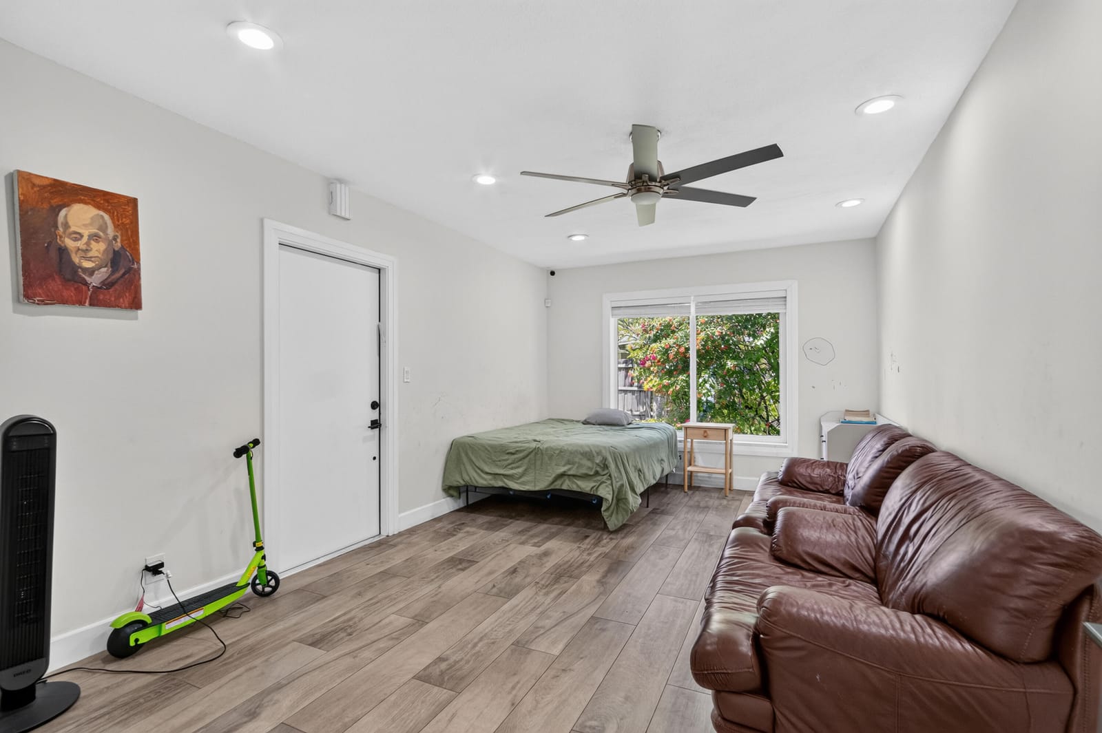 9404 NW 37TH Court — photo 12