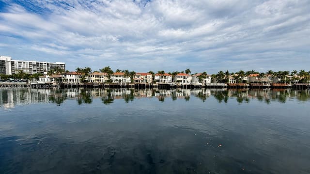 2600 S Ocean Drive S205, Hollywood, FL 33019