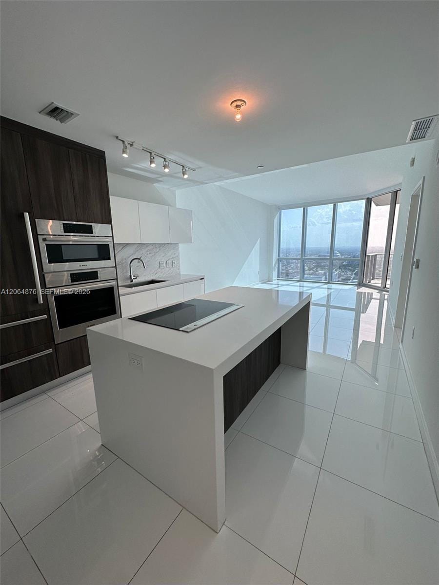 851 NE 1st Avenue 4006, Miami, FL 33132 photo 22