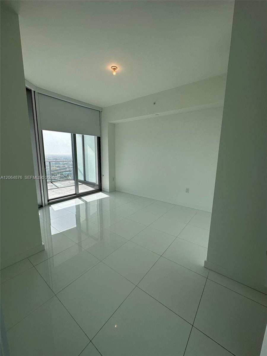 851 NE 1st Avenue 4006, Miami, FL 33132 photo 30