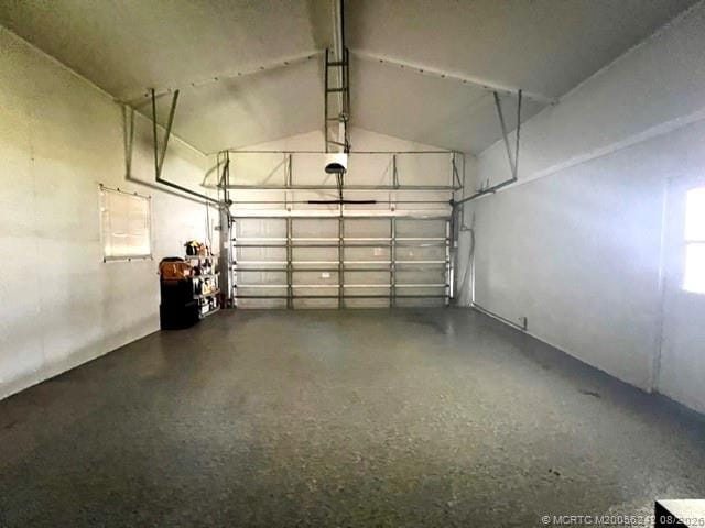 4090 5th Avenue — photo 2