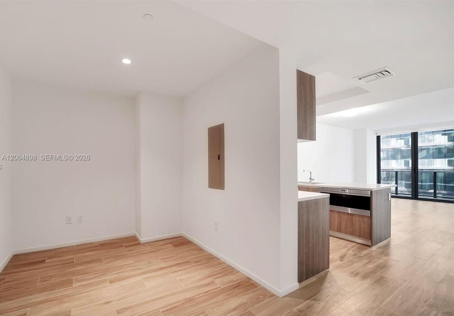 801 S Miami Avenue 1807, Miami, FL 33130