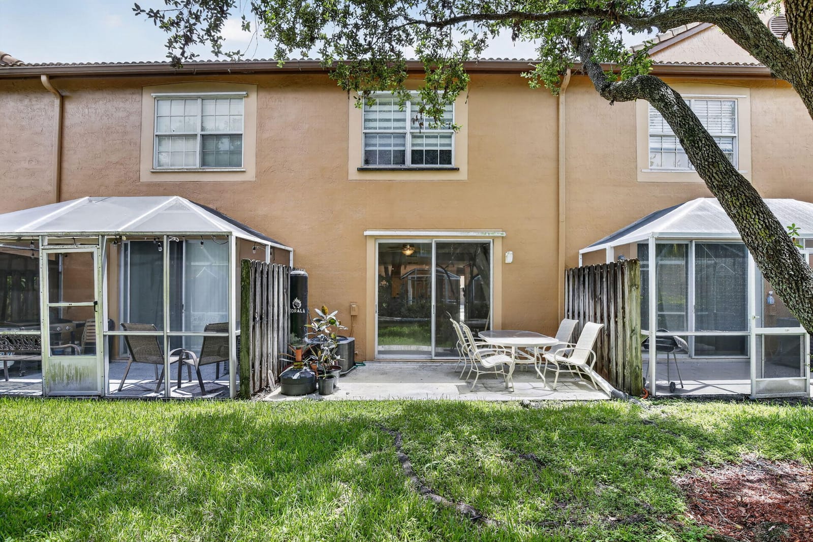 1603 Barcelona Way 3-32, Weston, FL 33327 photo 15