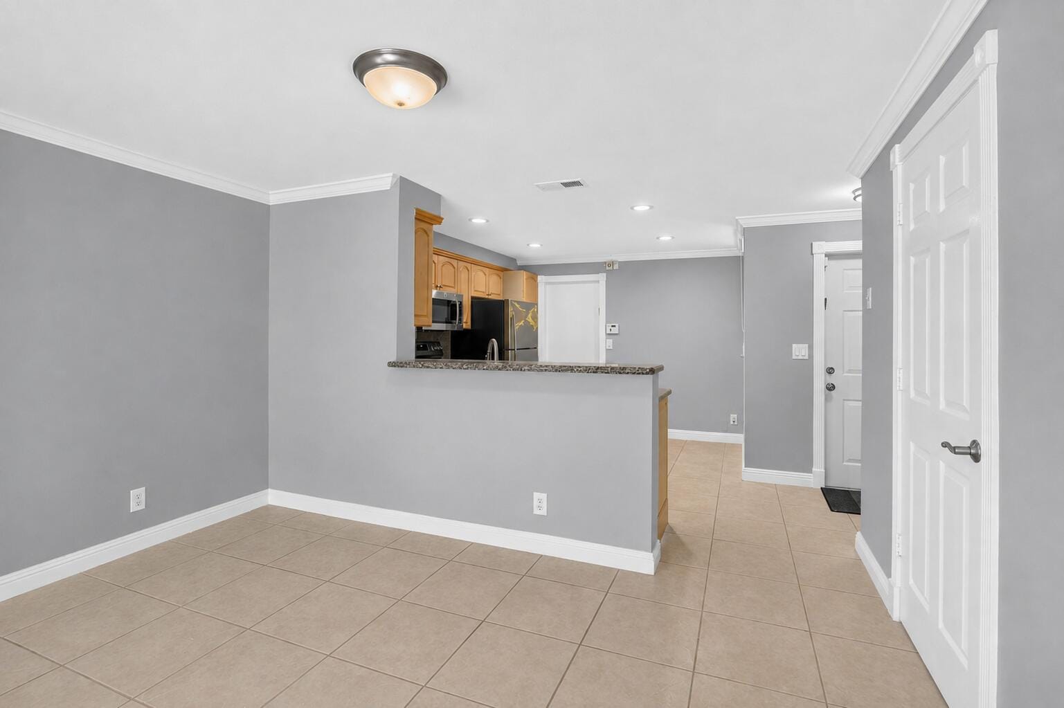 1603 Barcelona Way 3-32 — photo 8