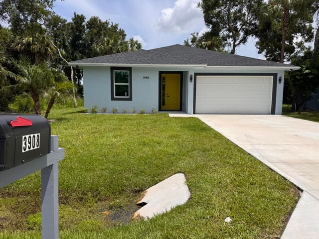 3908 AVENUE I, sold in Sunland Gardens, Fort Pierce, FL