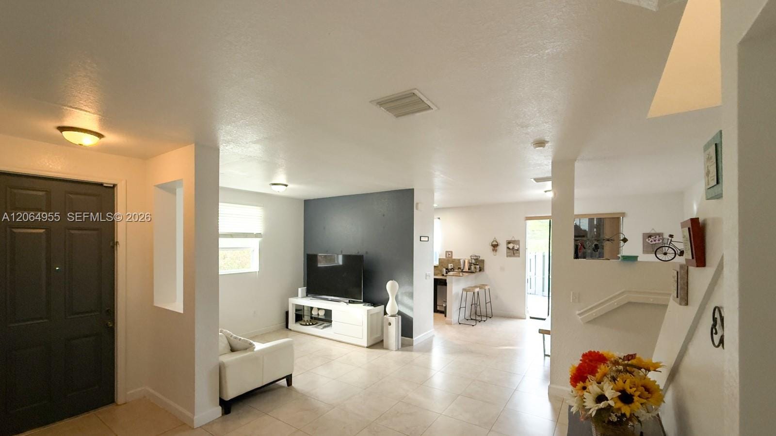 1001 NE 208th Street ., Miami, FL 33179 photo 5