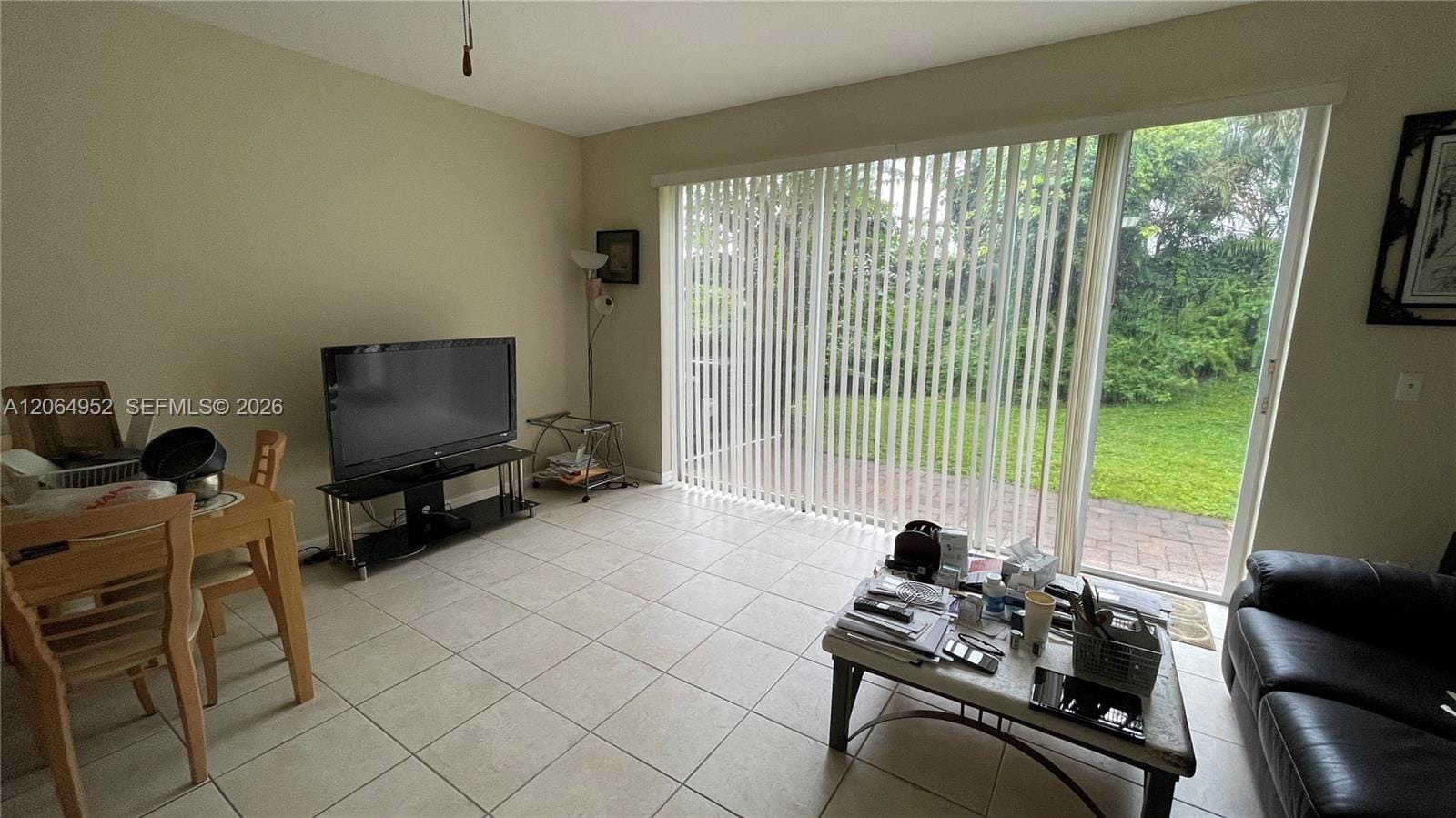 1015 Pipers Cay Drive — photo 2