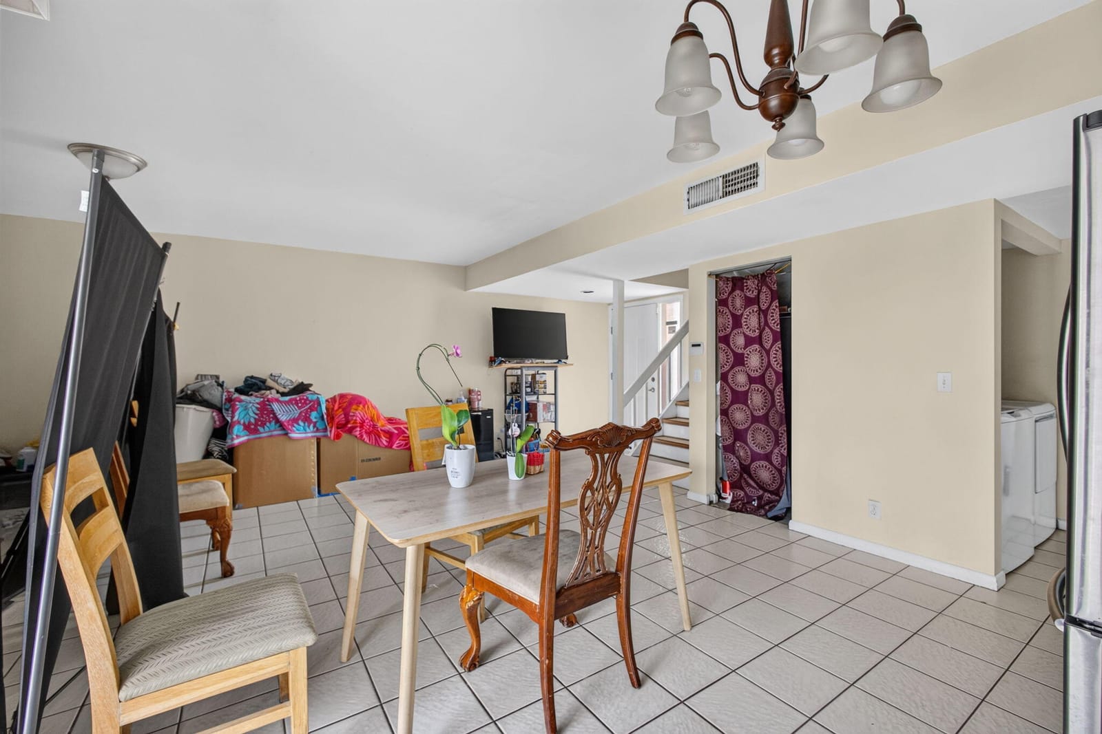 110 SHERWOOD Circle 4C — photo 12