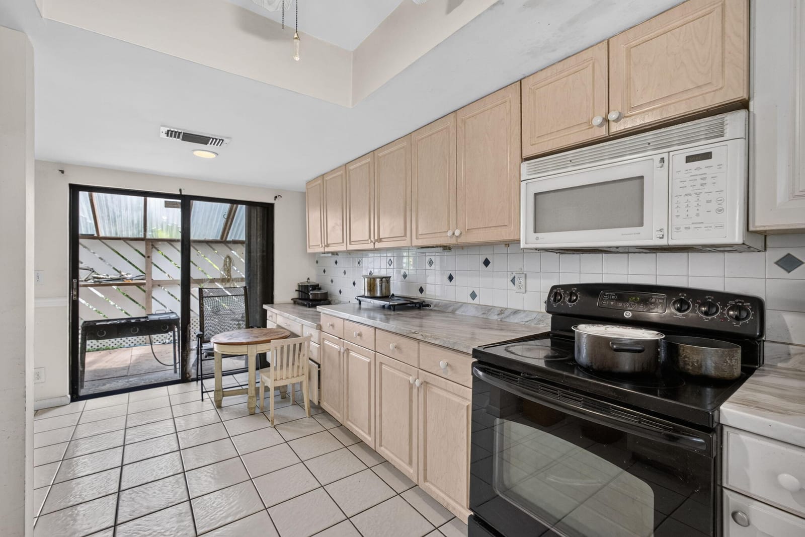 110 SHERWOOD Circle 4C, Jupiter, FL 33458 photo 20