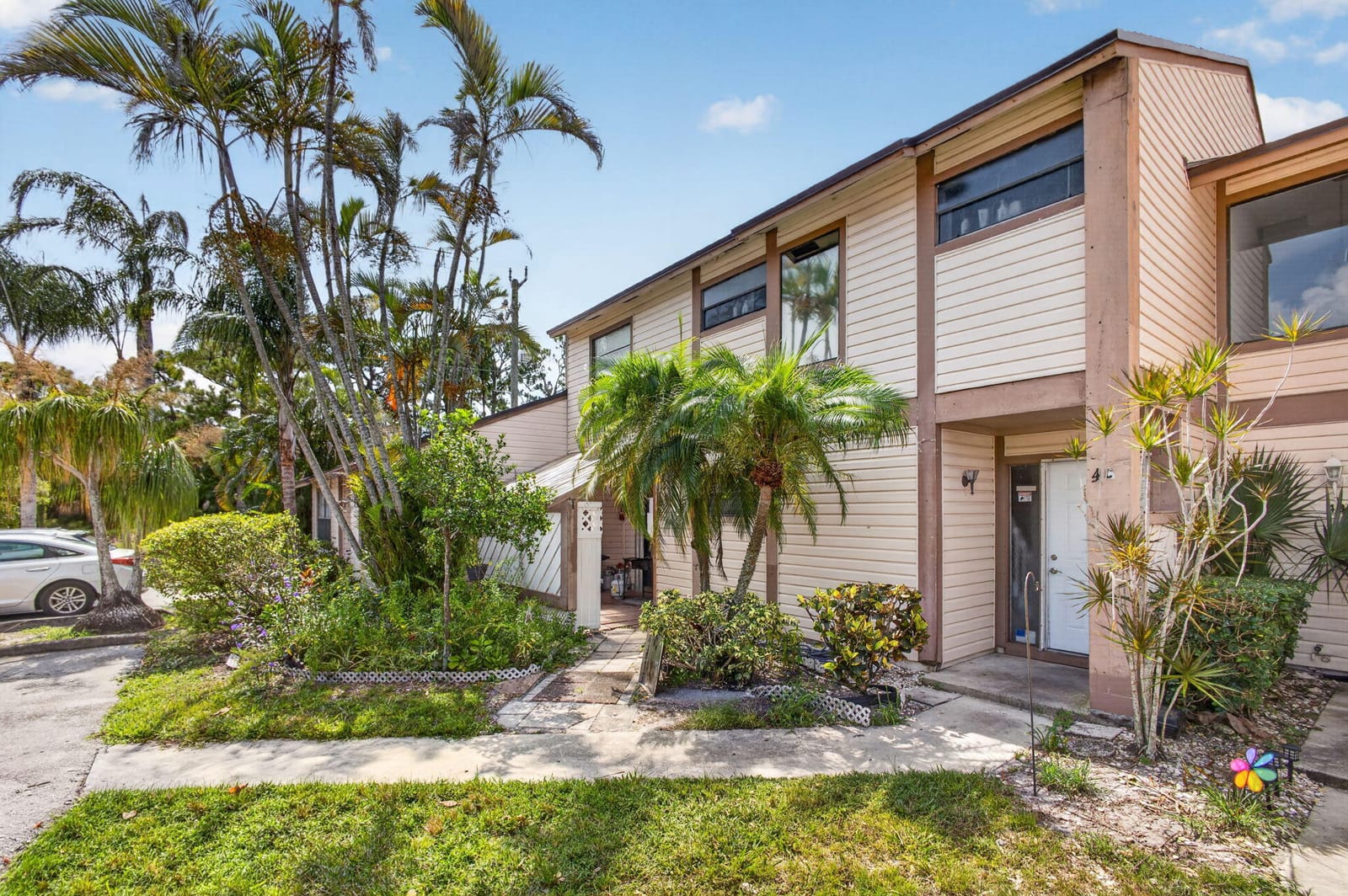 110 SHERWOOD Circle 4C — photo 4