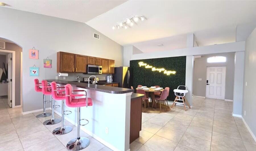 302 NE Greenbrier Avenue — photo 11