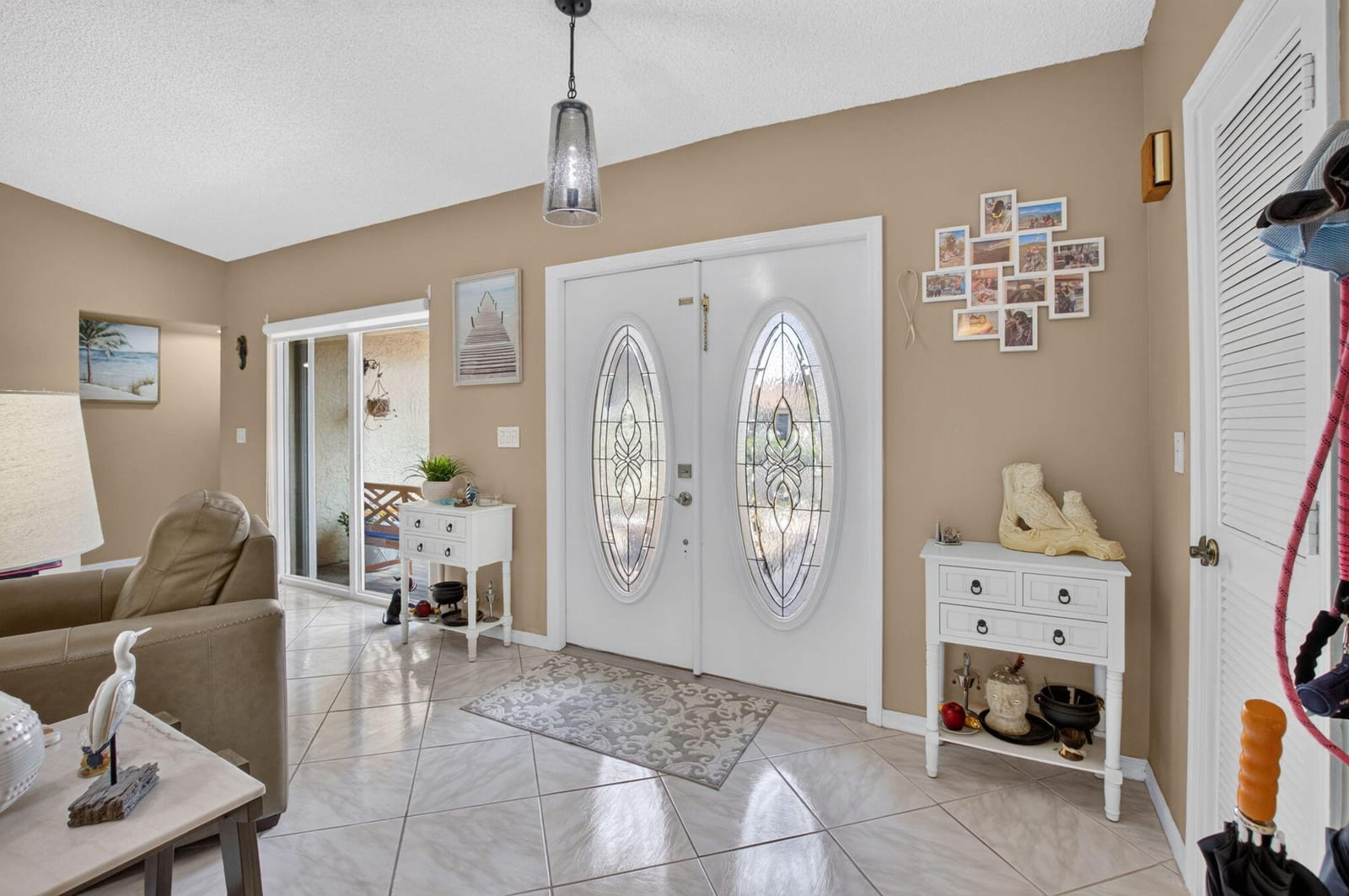10300 GREENTRAIL Drive N — photo 10