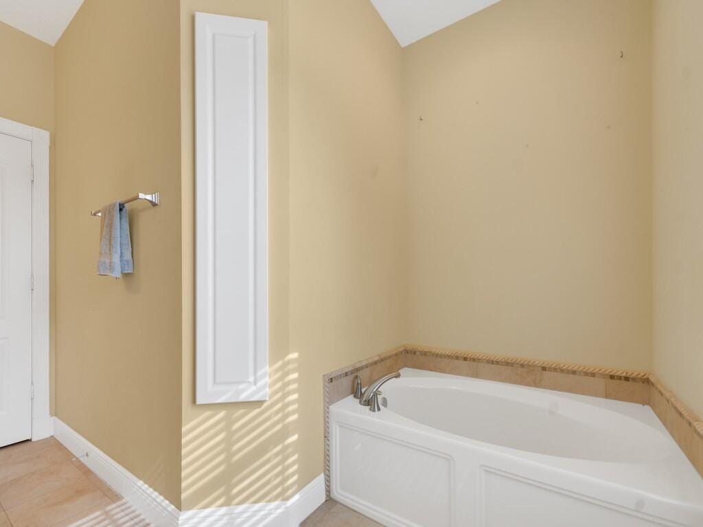 8978 100TH Court, Vero Beach, FL 32967 photo 20