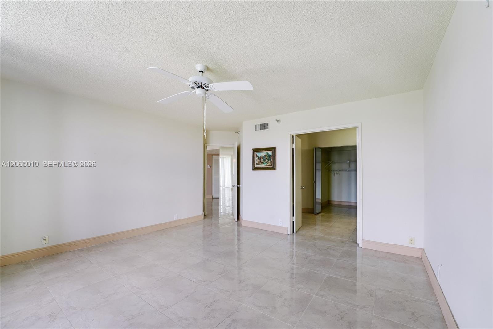 19101 NE 36th Court 705 — photo 10