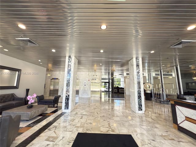3675 N Country Club Drive 109, Aventura Eldorado, Aventura, FL