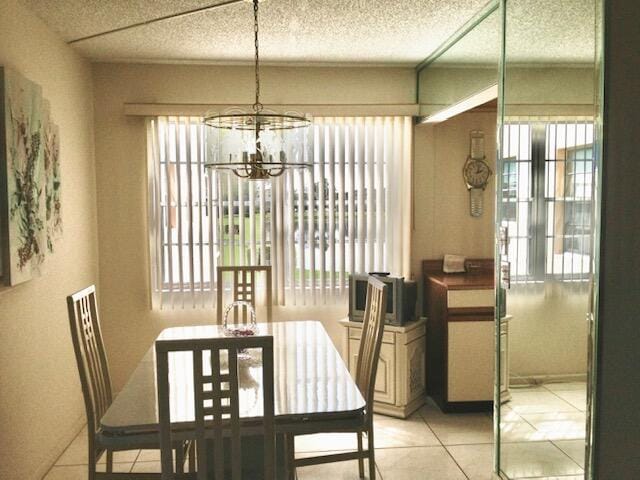 571 Fanshaw N — photo 4
