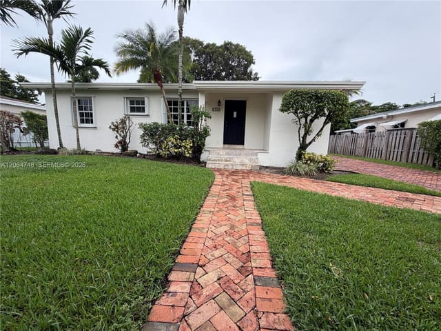 6746 SW 32nd Terrace, Miami, FL 33155