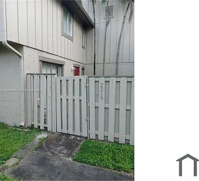2219 NW 56th Avenue 2-B — photo 3