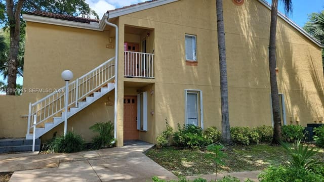 1186 Coral Club Drive 1186, Coral Springs, FL 33071