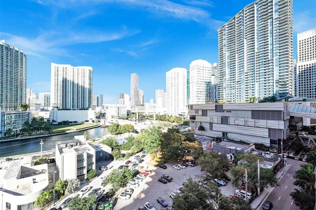 88 SW 7th Street 2106, Miami, FL 33130