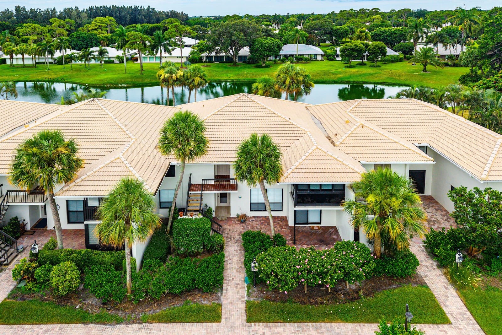 3668 Quail Ridge Drive N Green Heron S