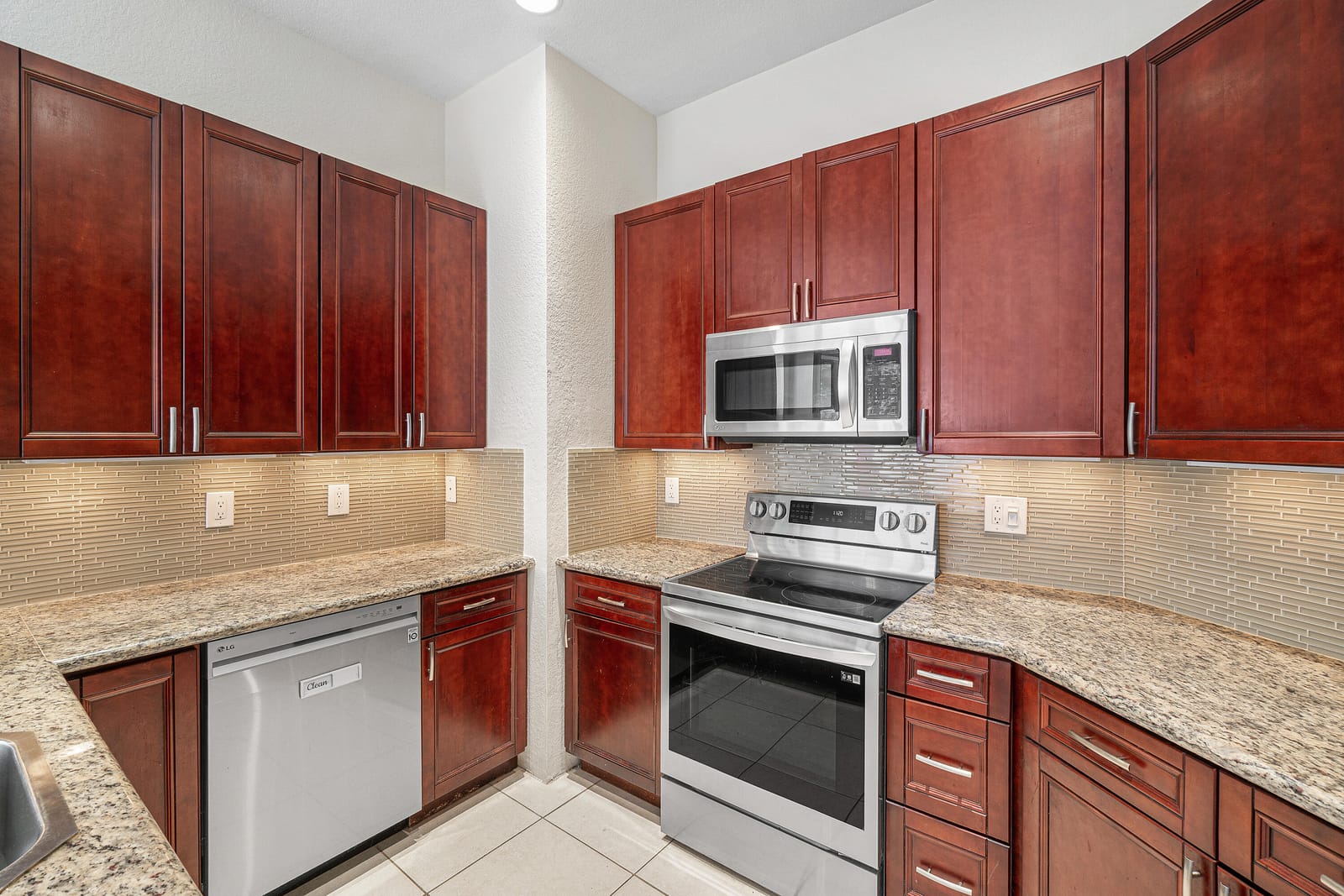 5548 Boynton Gardens Drive — photo 6
