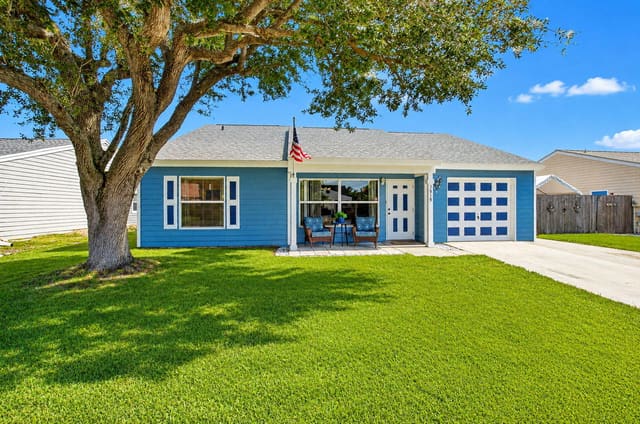 7919 BLAIRWOOD Circle S, sold in Countrywood 3, Lake Worth, FL