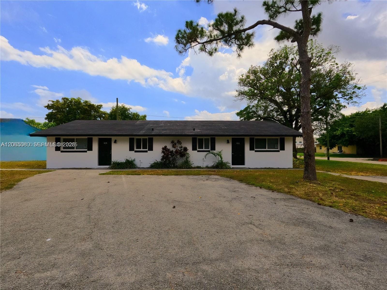 4906 Serafica Drive 7 — photo 1
