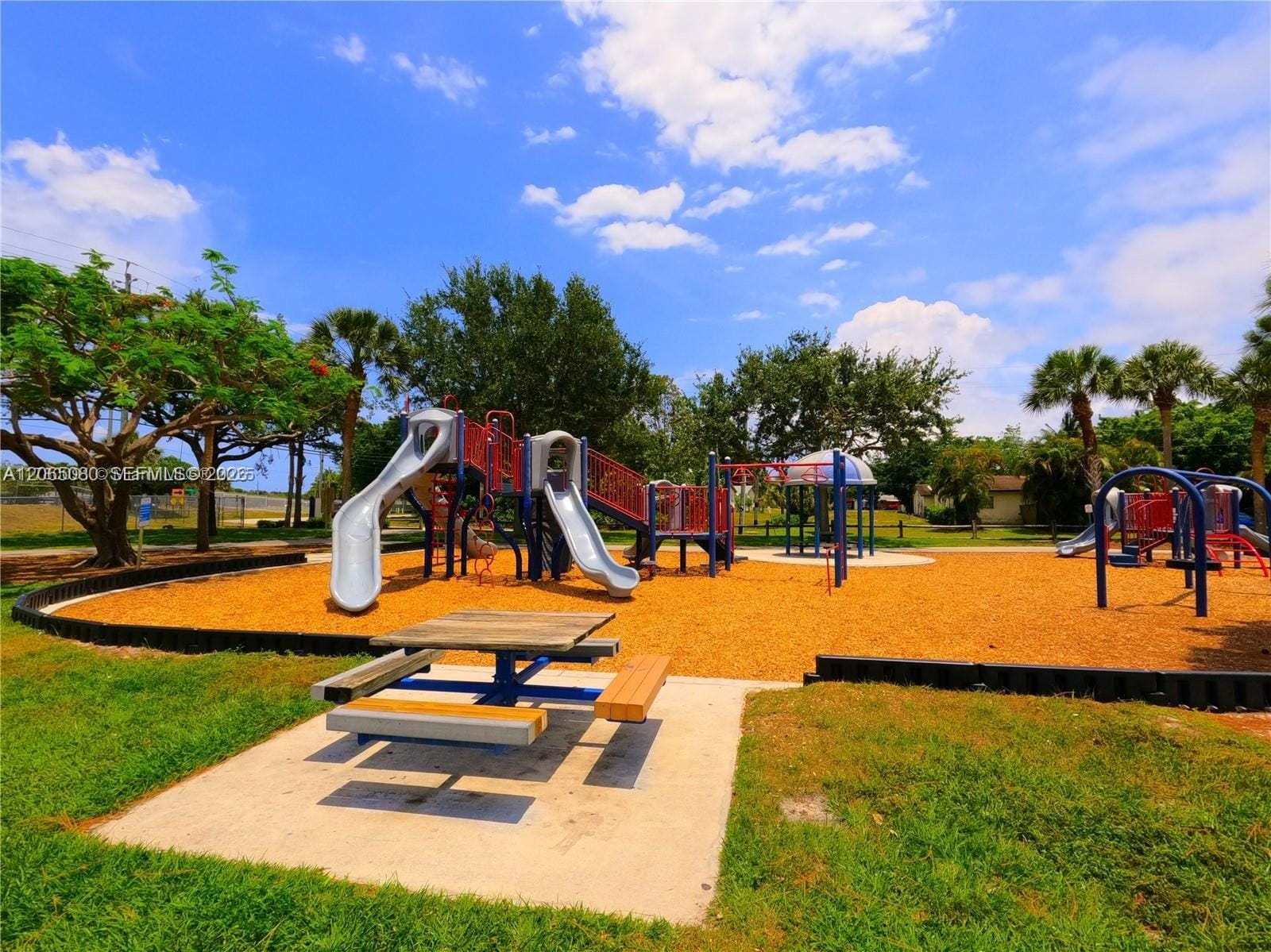 4906 Serafica Drive 7 — photo 9
