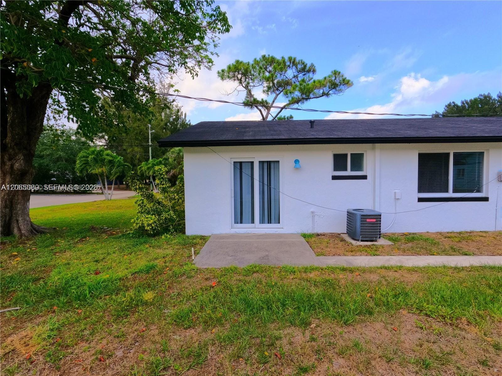 4906 Serafica Drive 7 — photo 10