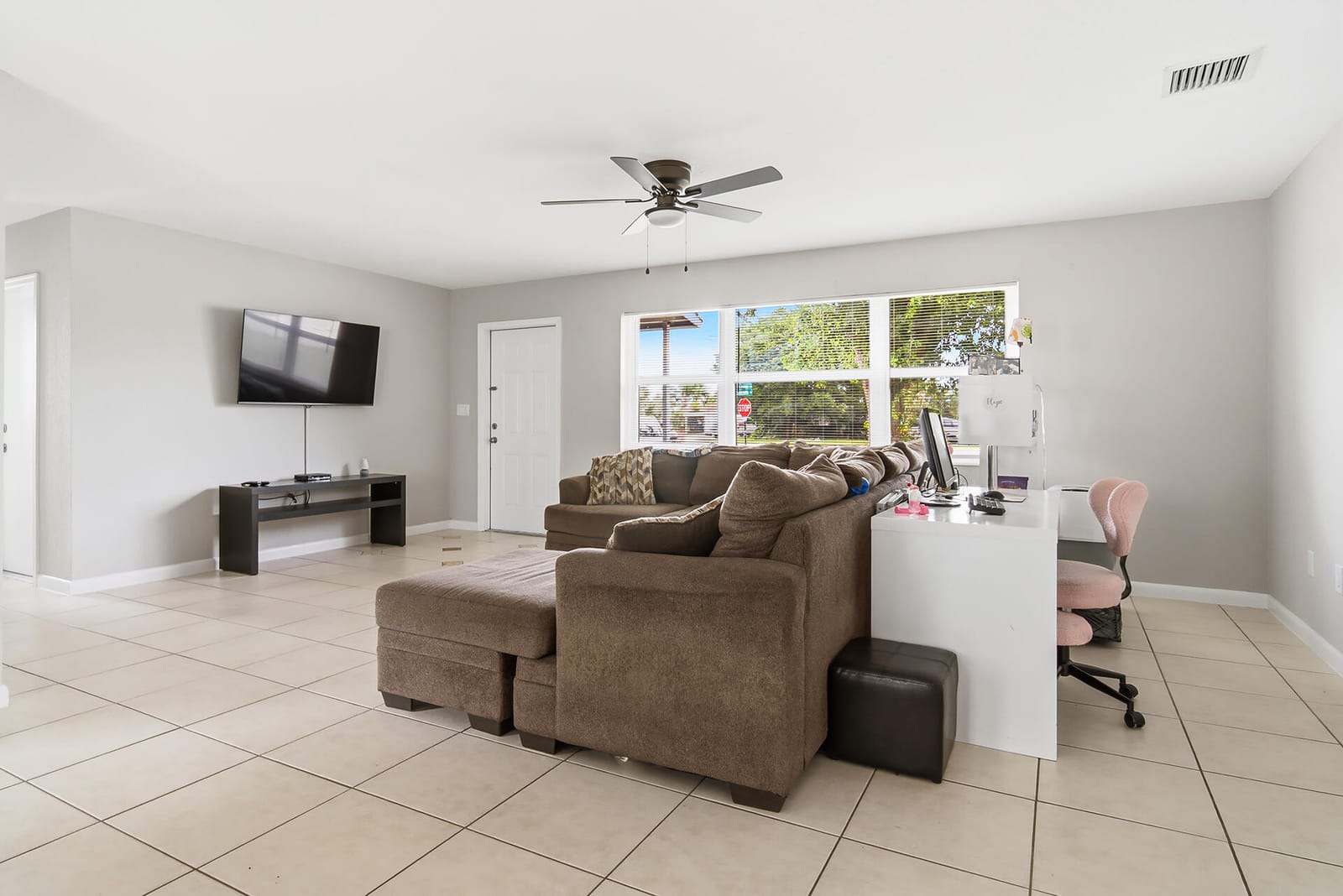 333 Elizabeth Road — photo 3