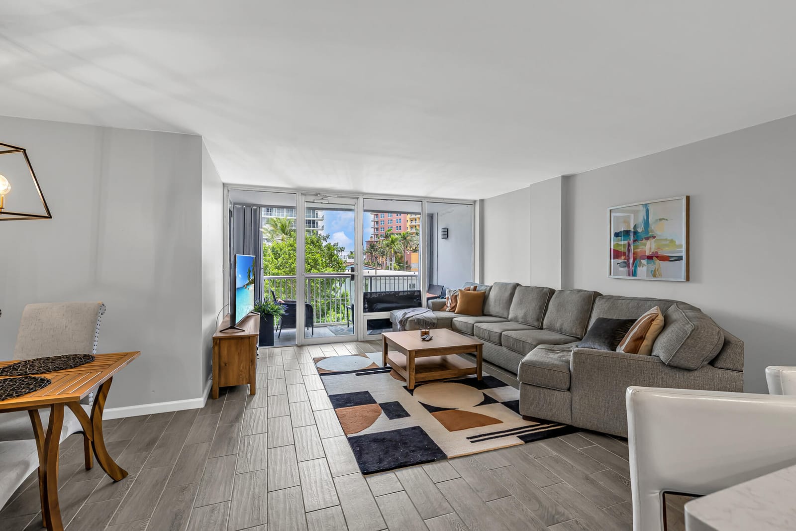 2200 NE 33RD Avenue 3E — photo 9