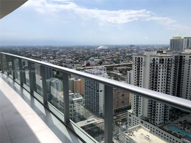 1100 S Miami Avenue 4007, Miami, FL 33130