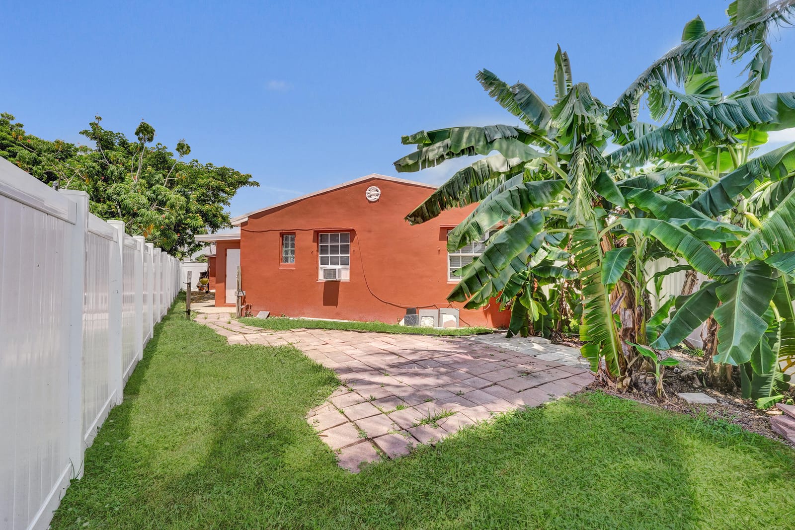 1302 S 23RD Avenue, Hollywood, FL 33020 photo 14