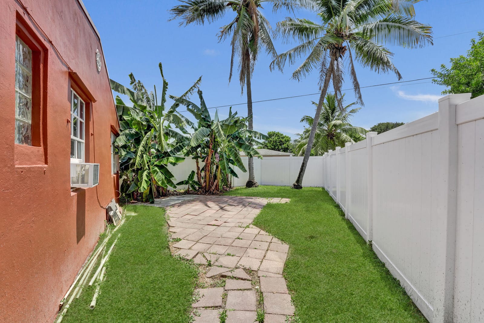1302 S 23RD Avenue, Hollywood, FL 33020 photo 16