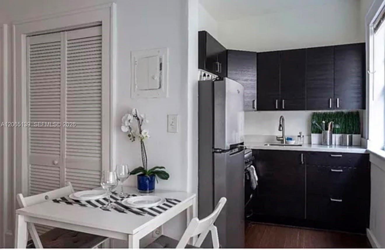 1611 Michigan Avenue 5, Miami Beach, FL 33139 photo 3