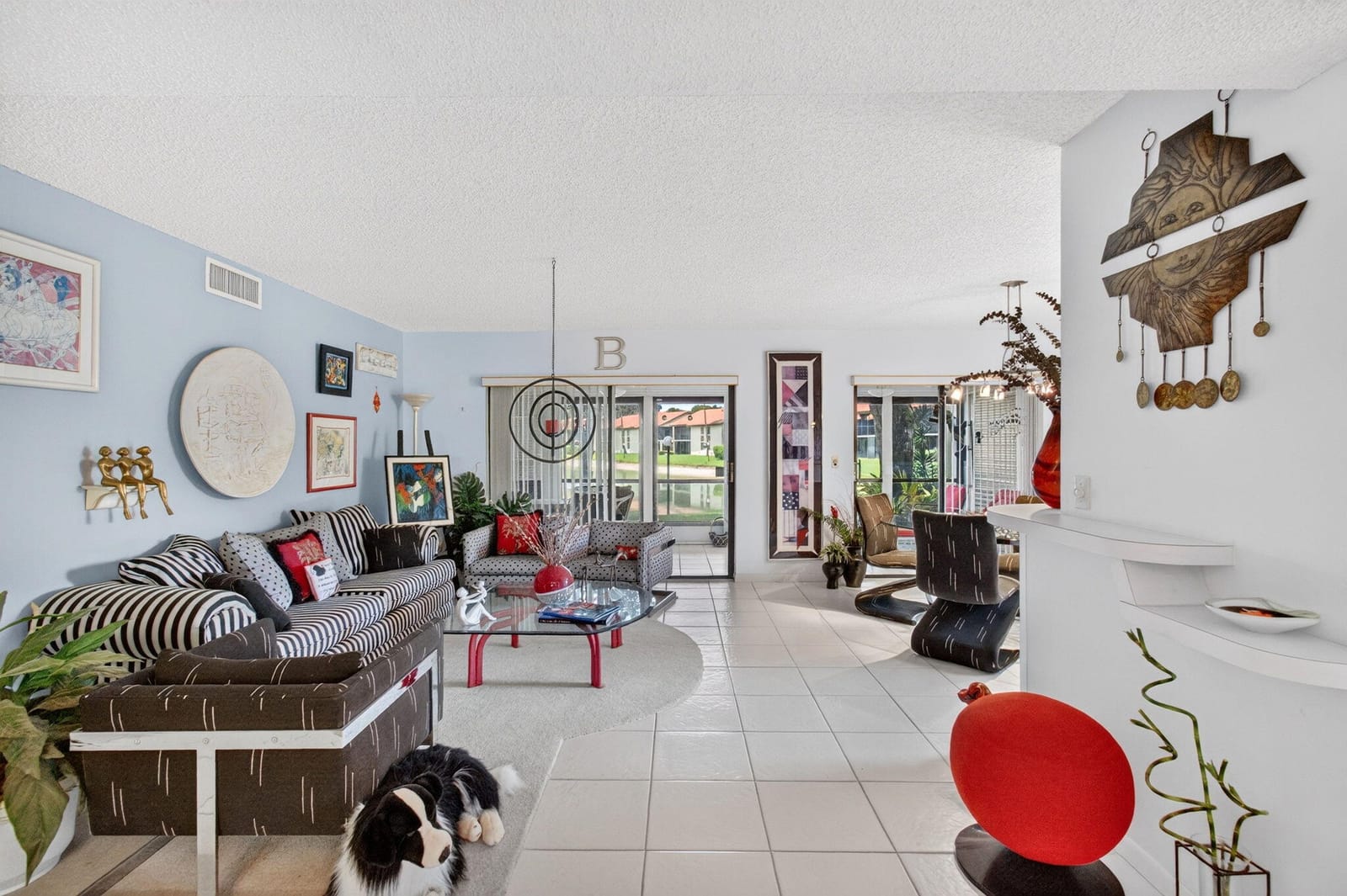10247 N Circle Lake Drive 102 — photo 3
